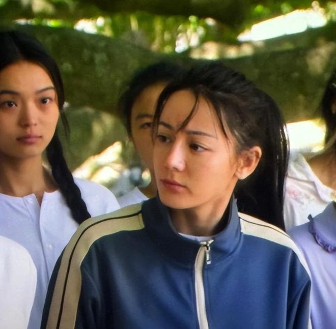 刚靠新电影赚23亿票房，周星驰就卖掉内地影院，原来他比谁都清醒|暑期档