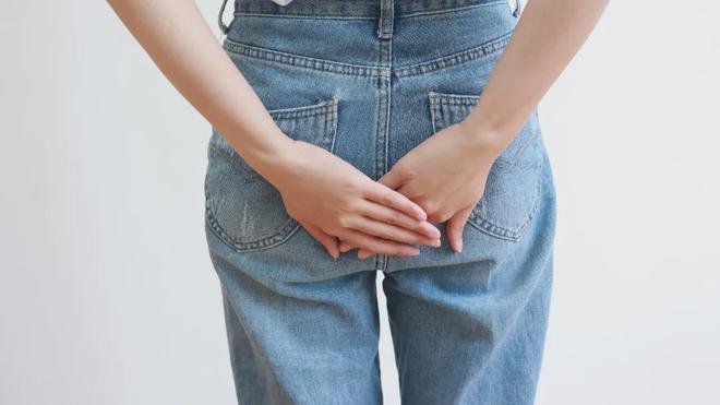 经常 “放屁” 是肝不好吗？医生提醒：放屁多可能与这5种疾病有关|打嗝|便秘|肠腔|消化不良