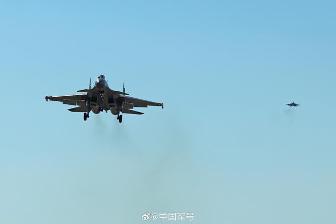高清大图!歼-15红蓝对抗训练最新画面|军号|飞行员|国产光辉战机