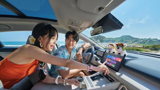 油耗更低、尺寸更大 第三代秦PLUS DM-i上市7.69万起|续航