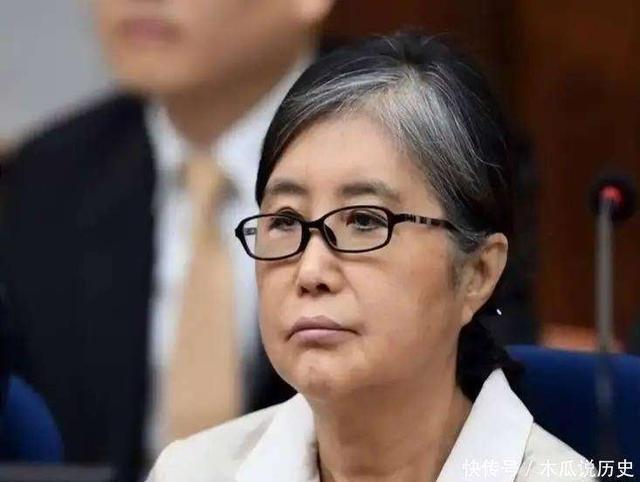 出狱后的朴槿惠生活状态曝光:入住1676平别墅,与小10岁律师相伴
