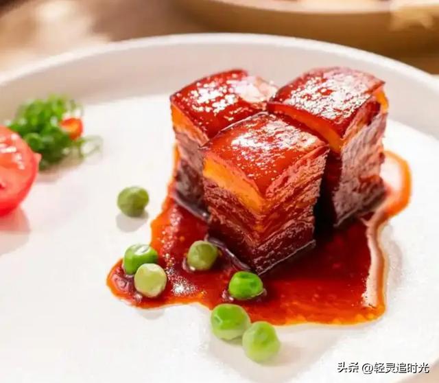 摆盘再精致,不如绳子捆得对!做东坡肉,记住“一捆二垫三用酒”