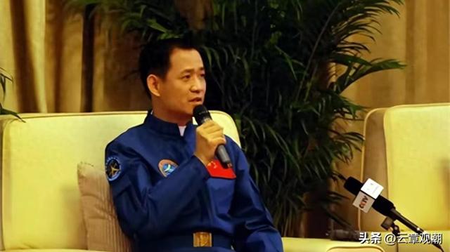 聂海胜妻子：在丈夫上太空前提出离婚，保密生活隐藏了多少辛酸？