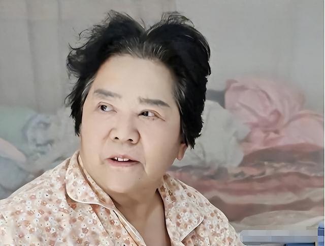 小天赐,终为父母当年的“冲动”买了单,才7岁就活得不像个小孩