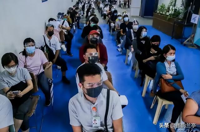 科兴疫苗再陷争议漩涡,当年打完三针的人,该怎么理性看待这件事