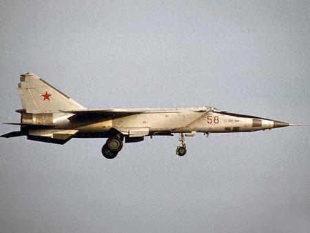 攻不了也守不住？中国空军在西藏上空，被印度空军足足压制了40年