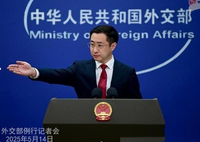 军演打响,巴铁官兵在华开枪,中方绝不容藏南被占,印度以一挑二