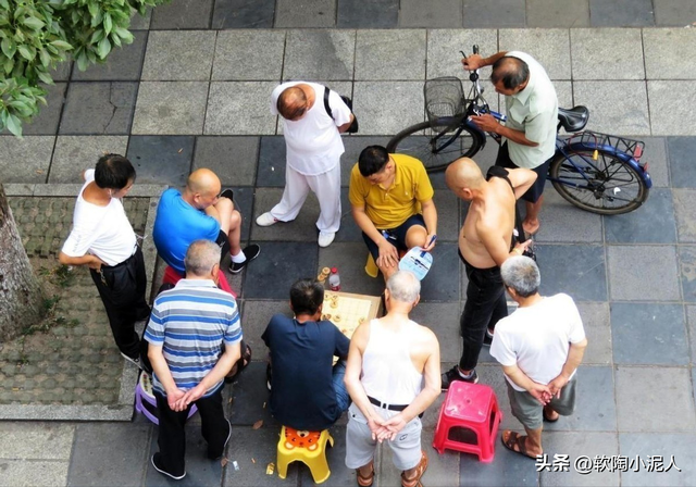 退休大局定了:如无意外的话,2026年中国退休金将面临3大变化