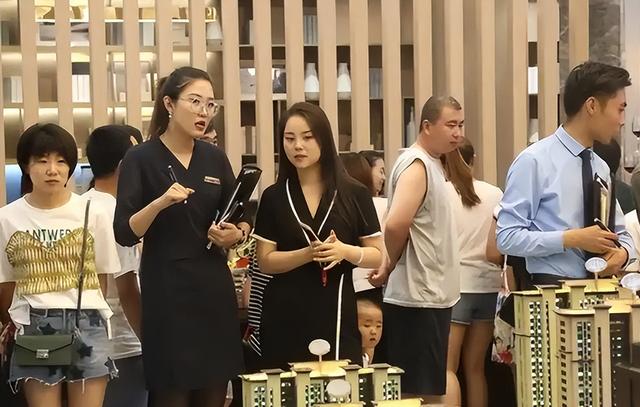 又新增一座“鬼城”!房价从2万暴跌至4千,可即便降价也无人问津