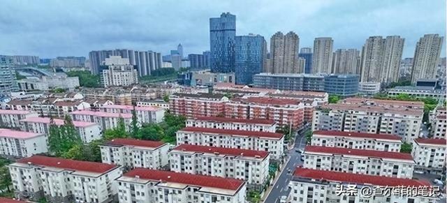 又新增一座“鬼城”!房价由2万跌穿至4千,现在却无人问津