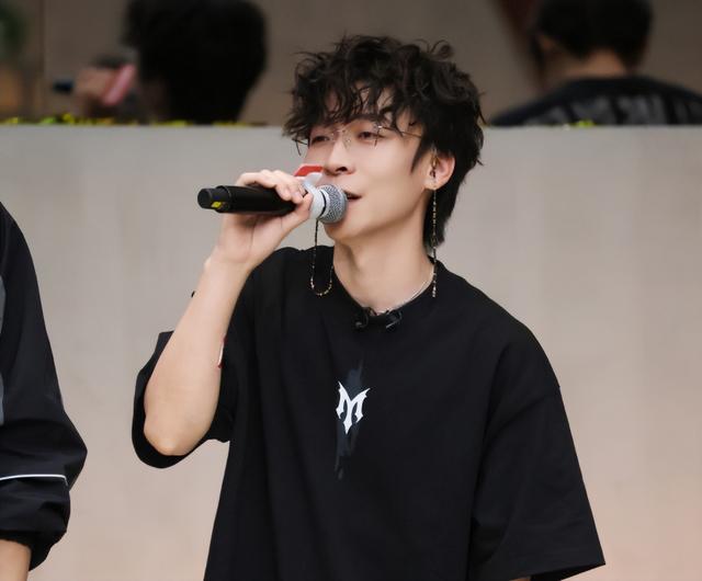 《披哥6》总决赛孙楠团拿到“大优势”,小沈阳想要夺冠太难