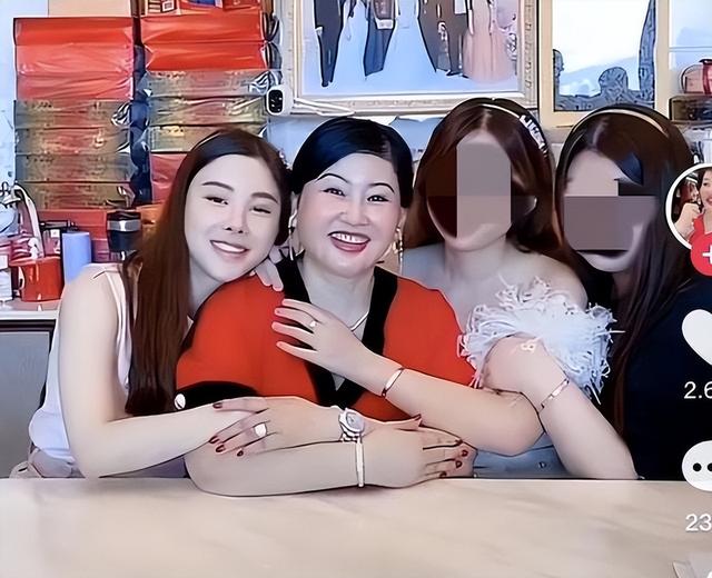 蔡天凤案新料!3次致电接女儿被挂,前夫开劳斯莱斯,有专职司机
