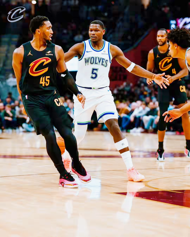 太离谱!47分白打、三双带不动!NBA三场怪局,终于看懂输赢真相