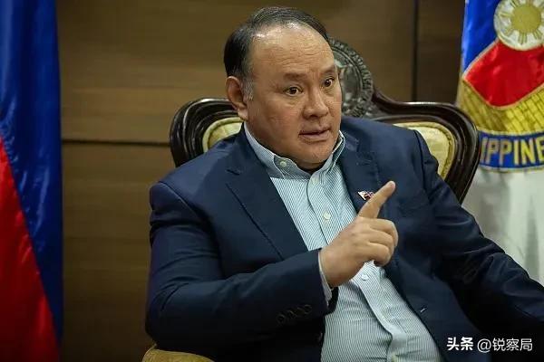 忍无可忍无须再忍!辽宁舰逼近菲律宾,菲防长紧急改口对中国警告